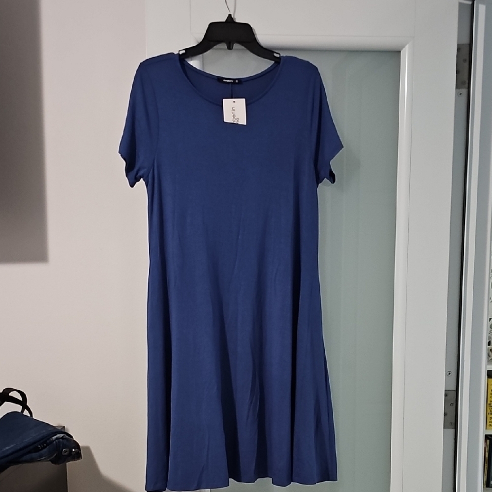 Elegant Blue Midi Dress